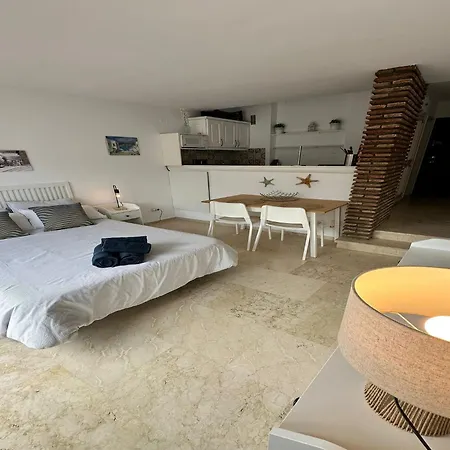In Near Sandy Apartamento Estepona